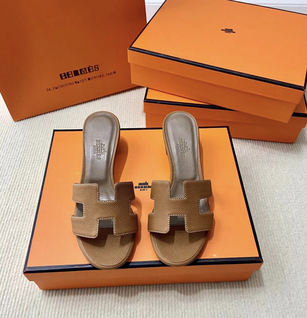 에르메스 올수공 오아시스 슬리퍼 샌들 앱송 28